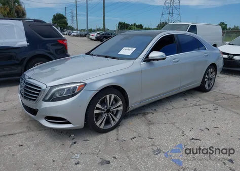 2014 Mercedes-Benz S 550 z USA, uszkodzony, nr VIN WDDUG8CBXEA037623